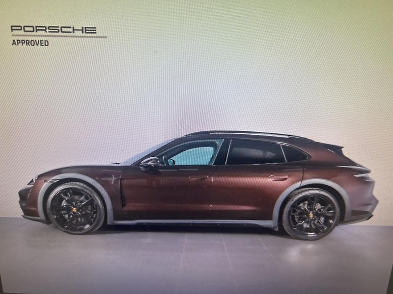 Porsche Taycan Cross Turisno 4 93kWH - fotka 2 z 6