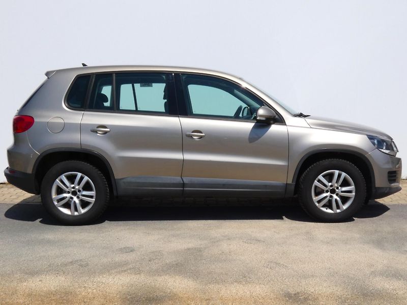 Volkswagen Tiguan (2014) 2,0 TDI BMT 103KW - fotka 3 z 29
