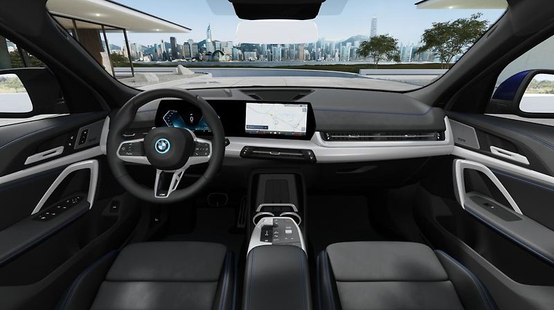 BMW iX2 xDrive30 - fotka 10 z 14