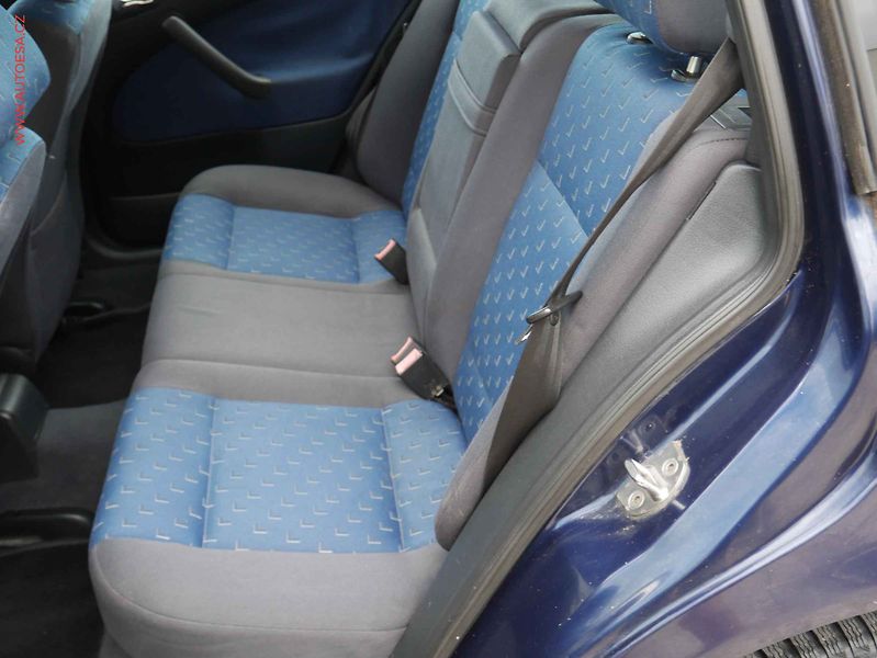 Škoda Octavia (2001) 1.6 i, AC, TZ, tempo - fotka 10 z 15