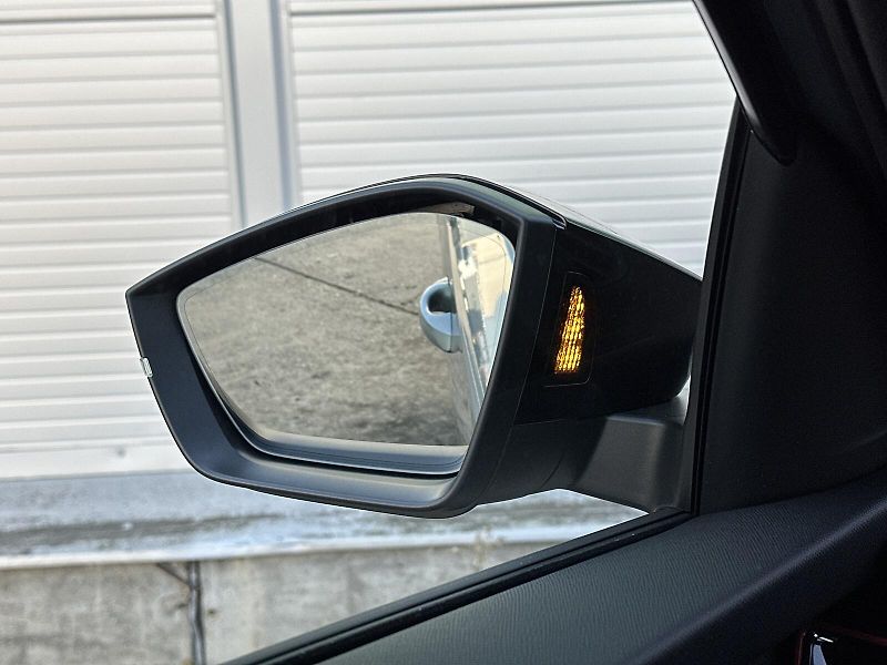 Škoda Kamiq 1.5TSi DSG Monte Carlo 150PS M - fotka 9 z 46