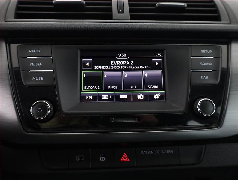 Škoda Fabia (2017) Ambition 1.2 TSI, Automat - fotka 12 z 14