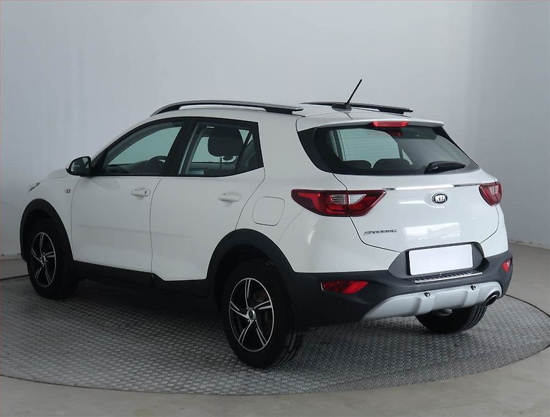 Kia Stonic (2018) 1.25 CVVT, Serv.kniha - fotka 4 z 16