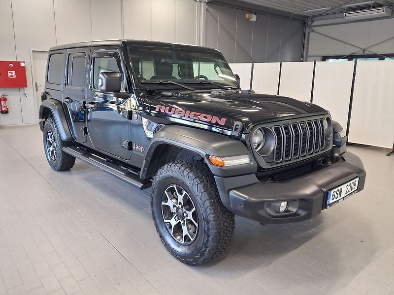Jeep Wrangler (2024) Rubicon 2.0 Turbo 4WD - fotka 2 z 21