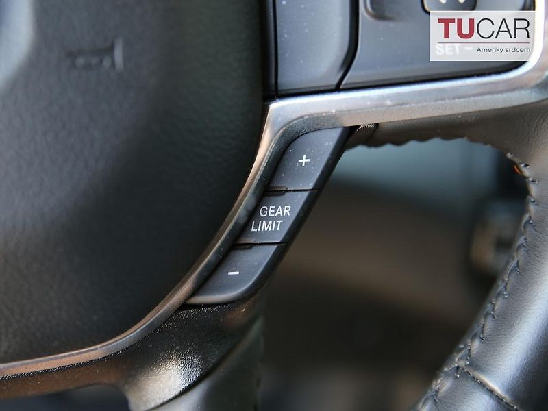 RAM 1500 (2025) Laramie 5.7 V8 HEMI  - fotka 23 z 47