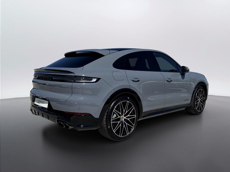 Porsche Cayenne GTS Coupé - fotka 8 z 30