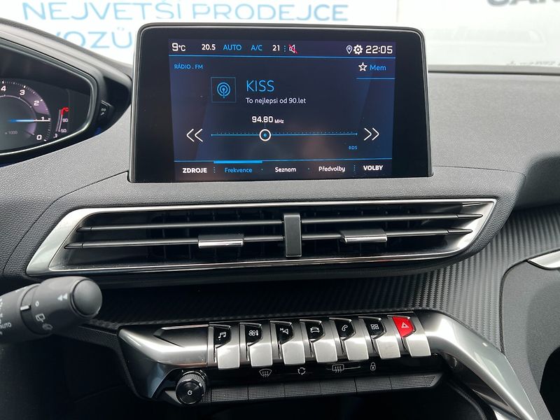 Peugeot 3008 (2021) 1.2PT 96kW! Full LED! Kamera! - fotka 16 z 36