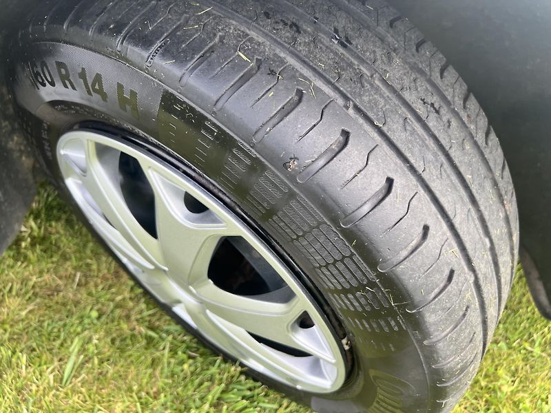Škoda Fabia 1.4 59KW,TZ,KLIMA,TEMPOMAT,ESP - fotka 43 z 45