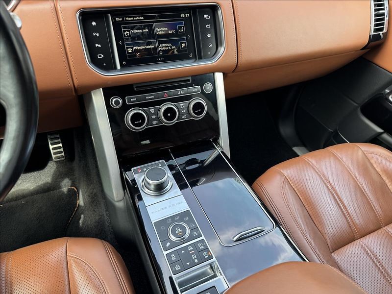 Land Rover Range Rover 4,4 SDV8 Autobiography LWB - fotka 18 z 38
