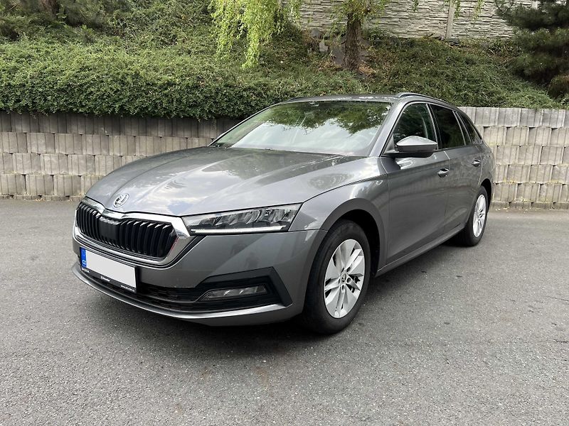 Škoda Octavia combi 2.0TDi 85kW SERVIS ŠKODA - fotka 2 z 15
