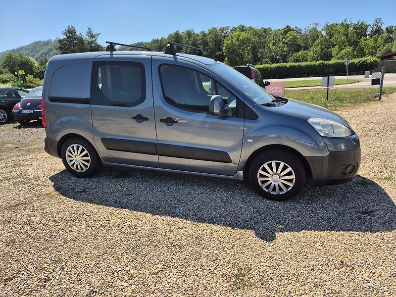 Peugeot Partner (2009) 1.6Hdi 3místa - fotka 8 z 24