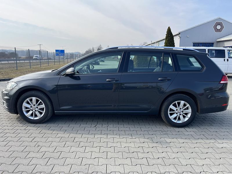 Volkswagen Golf Variant (2018) 1.6 TDi -85kW - fotka 3 z 13