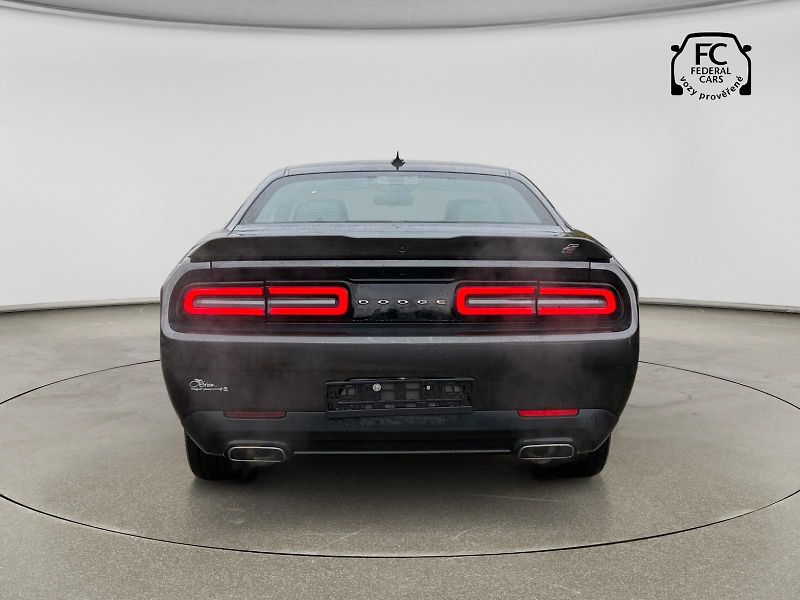 Dodge Challenger 3.6 V6 4x4  - fotka 4 z 28