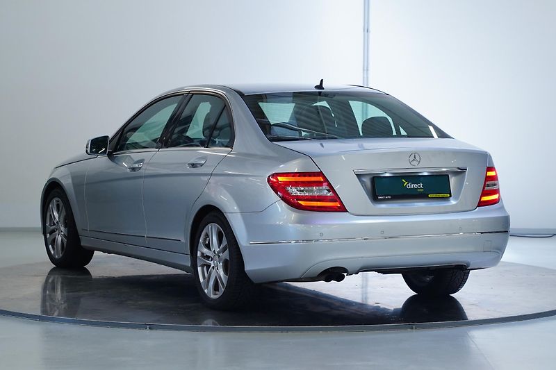 Mercedes-Benz Třídy C - fotka 7 z 26