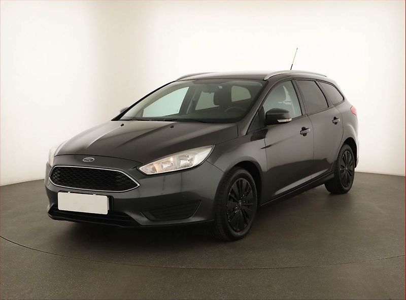 Ford Focus (2016) 1.0 EcoBoost, Vyhř. sedaček - fotka 2 z 12