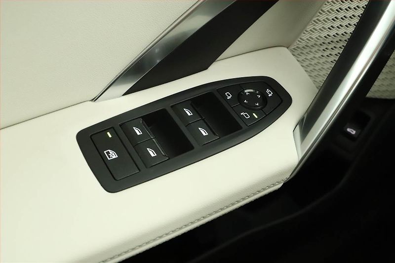 BMW X1 (2026) sDrive18i - fotka 17 z 20
