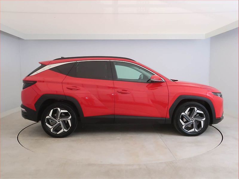 Hyundai Tucson (2022) Premium 1.6 T-GDI HEV - fotka 6 z 16