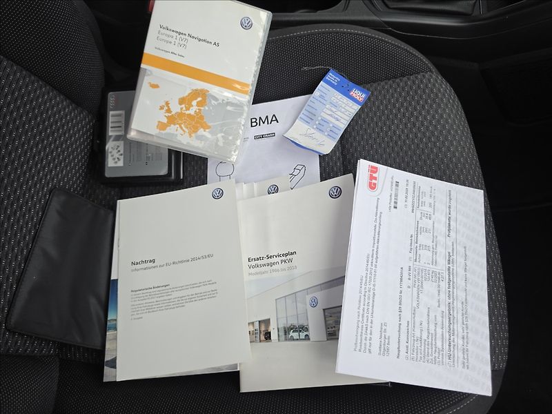 Volkswagen Touran 1,4 TSi 110KW DSG 7 MÍSTNÝ - fotka 39 z 52