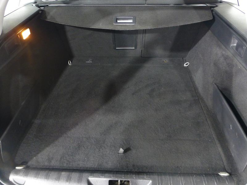 Peugeot 308 (2016) 1,6HDI*NAVIGACE*ALU**FULL LED* - fotka 25 z 26