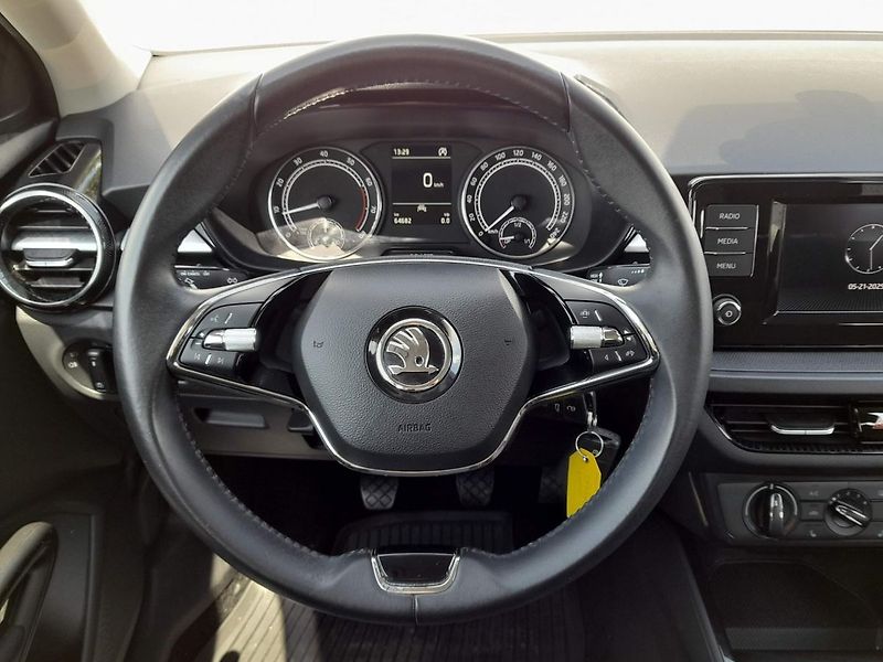 Škoda Fabia Ambition Plus1.0 MPI 59kW 5MP - fotka 17 z 20