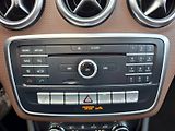Mercedes-Benz Třídy A (2017) AMG Automat 4 Matic 2,0i 135kW - náhled 24