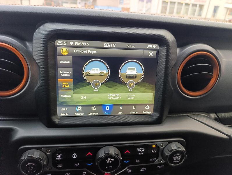 Jeep Gladiator (2021) Mojave 3,6 V6 - fotka 24 z 26