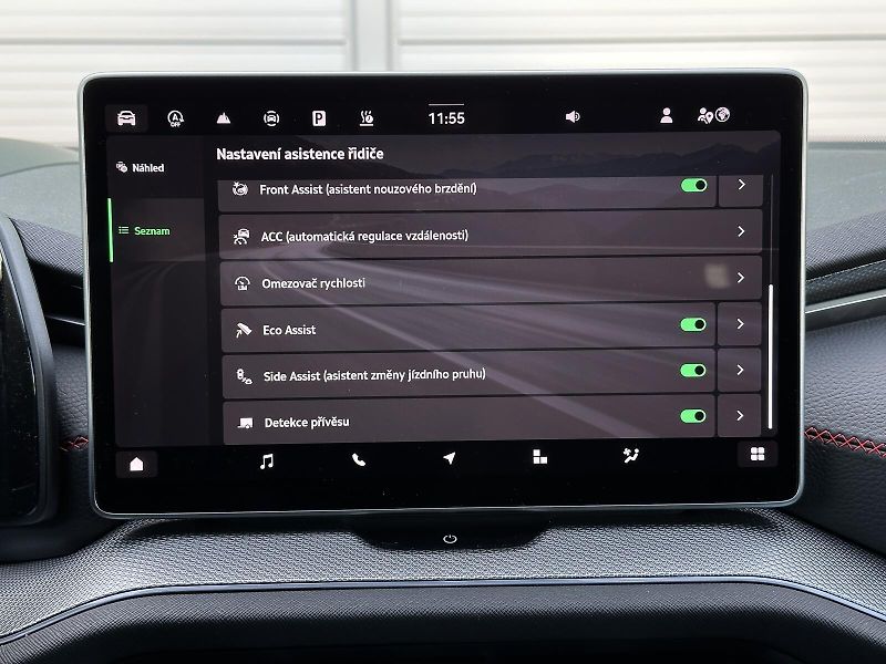 Škoda Kodiaq RS 265PS 2.0TSi 4x4 DSG Matrix - fotka 32 z 50