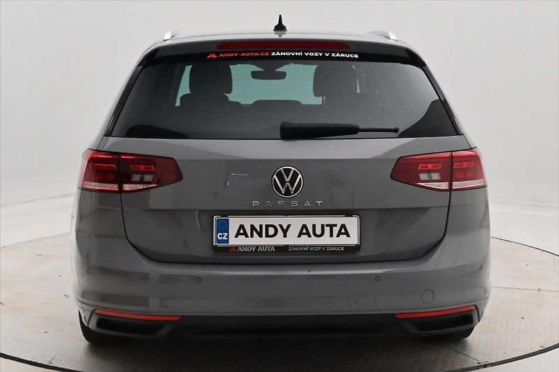 Volkswagen Passat 2,0 TDI 110kW DSG Business Zár - fotka 6 z 25