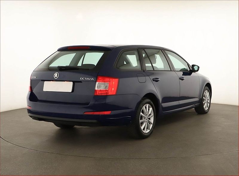 Škoda Octavia (2014) 1.2 TSI, Tempomat - fotka 5 z 12