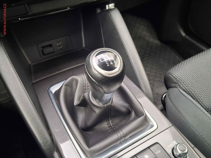 Mazda CX-5 (2015) 2.0i, ČR, AC, tempo, park - fotka 16 z 17