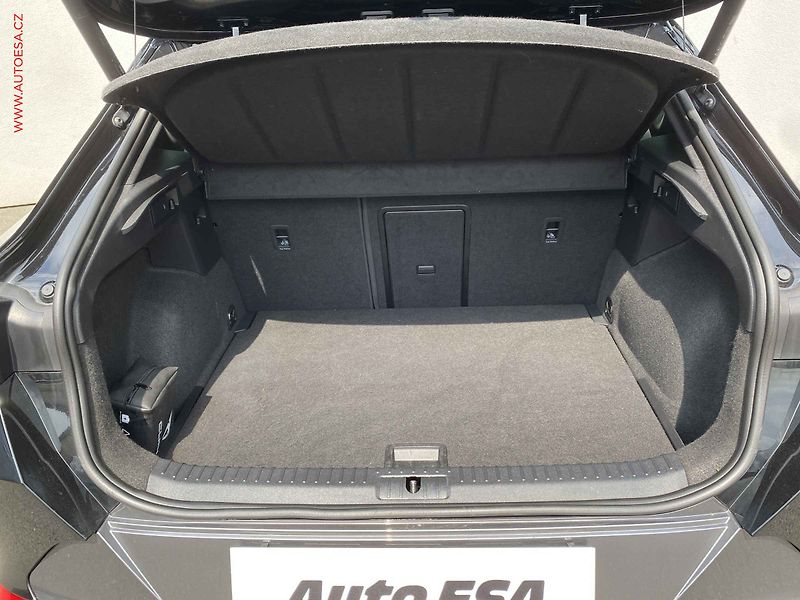 Cupra Formentor (2022) 1.5 TSi, DSG, LED, navi - fotka 7 z 20