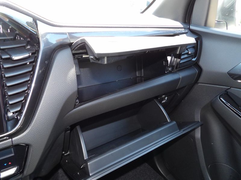 Isuzu D-Max (2026) LSE 2.2L 163K 4x4 8st. A/T - fotka 41 z 45