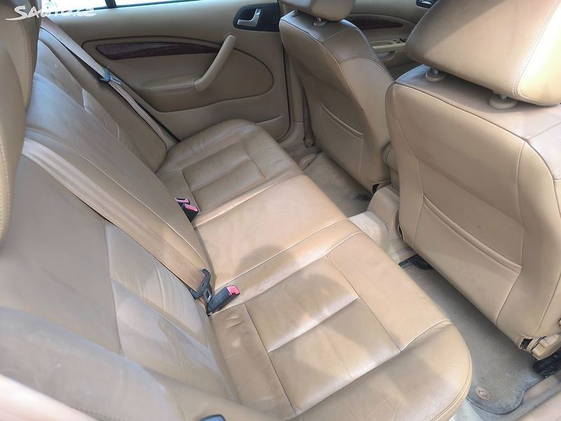 Škoda Octavia 1,8T 150K,L+K MAX VÝBAVA,PĚKNÁ - fotka 9 z 26