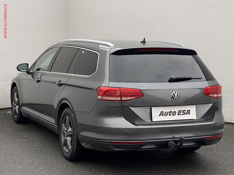 Volkswagen Passat (2015) 1.6TDi, DSG, LED - fotka 6 z 19