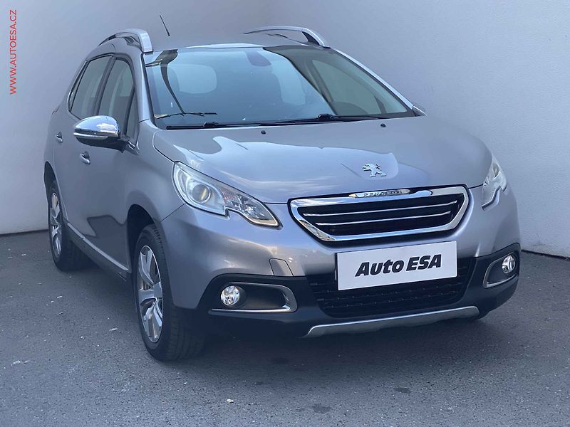 Peugeot 2008 (2014) 1.6VTi, AC, park.čidla - fotografie inzerátu