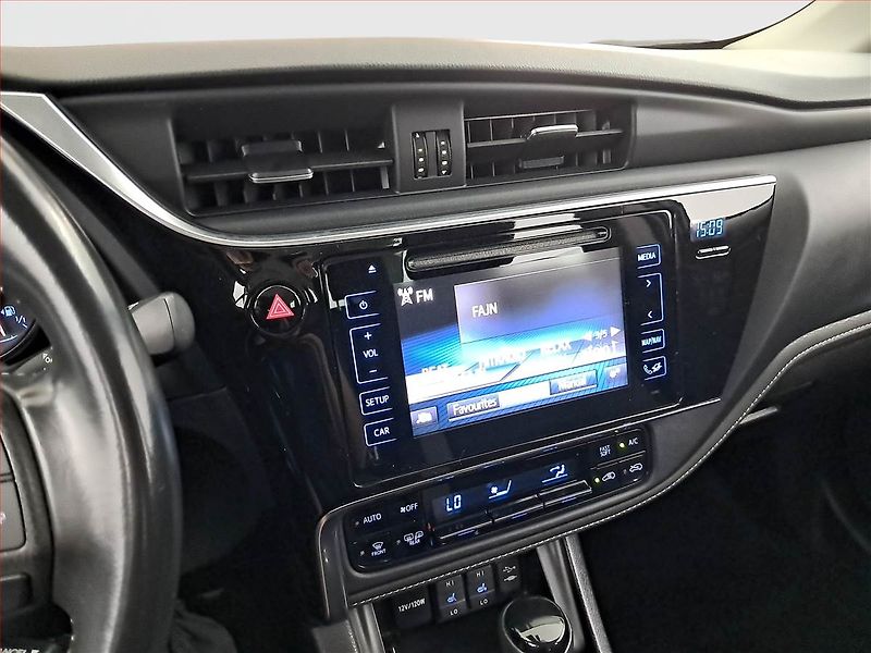 Toyota Auris (2018) 1.6 Valvematic, Automat, ČR - fotka 11 z 21
