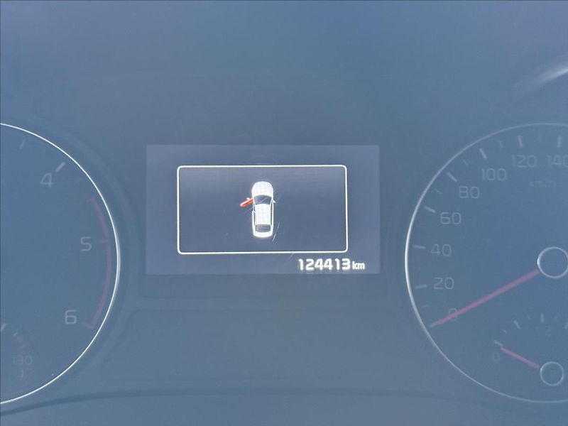 Kia Optima 1,7   CRDi 104kW,AUTOMAT,ČR - fotka 13 z 28