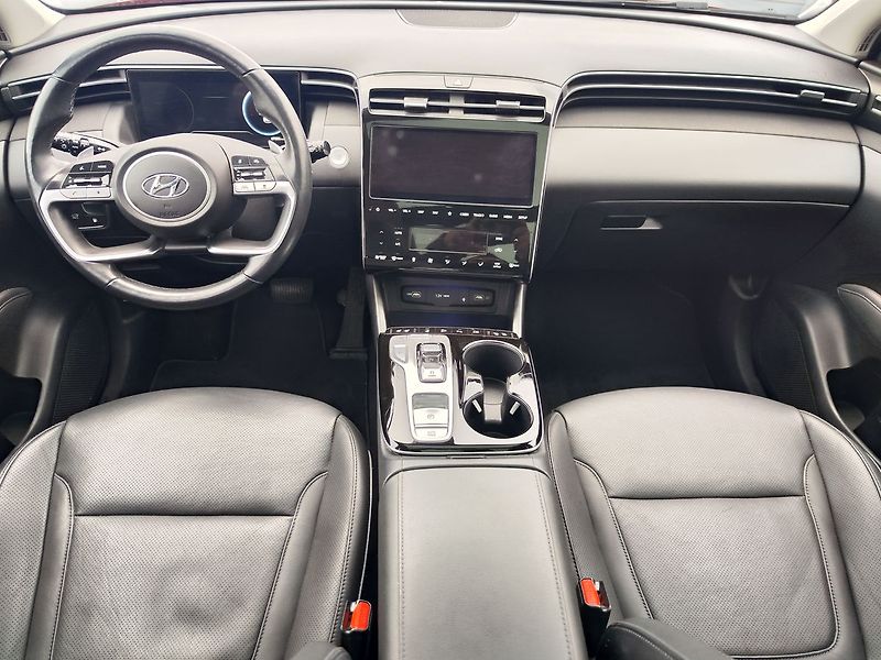 Hyundai Tucson 1.6 T-GDI/195 kW PREMIUM PANO - fotka 17 z 44