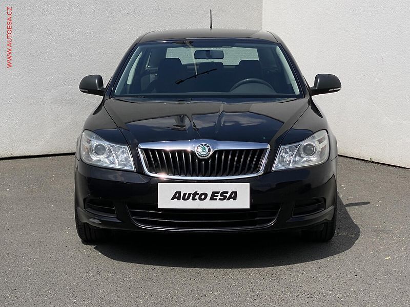 Škoda Octavia (2012) 1.2 TSi, Active, tempo, TZ - fotka 2 z 16