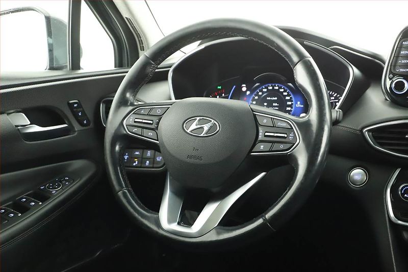 Hyundai Santa Fe (2020) 2.2 CRDi - fotka 8 z 19