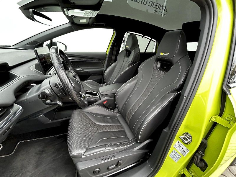 Škoda Enyaq (2022) 80 iV 220kW 4x4 RS - fotka 28 z 35