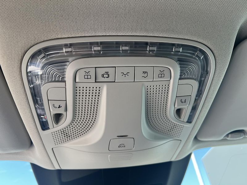 Mercedes-Benz Třídy V (2017) V250d*4Matic*7míst*Servis* - fotka 26 z 34