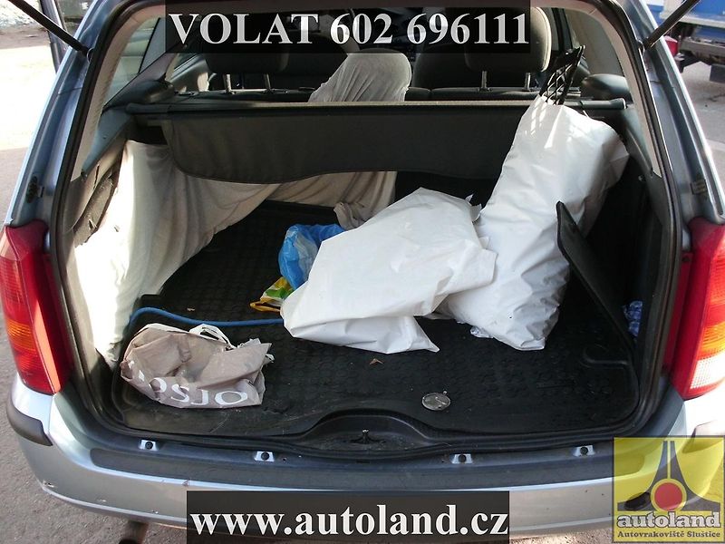 Ford Focus (2002) VOLAT 602 696111 - fotka 5 z 9