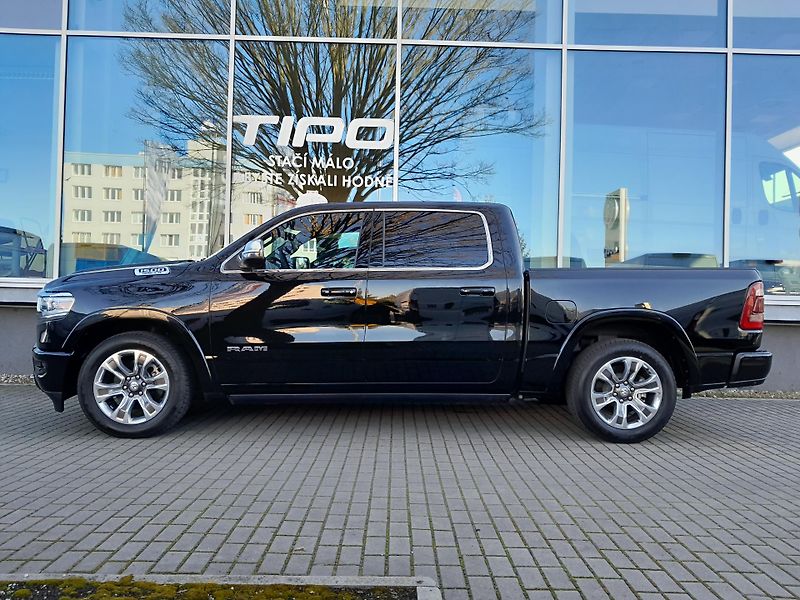 Dodge RAM (2025) 1500, 5.7 V8  Longhorn MY24 - fotka 6 z 41