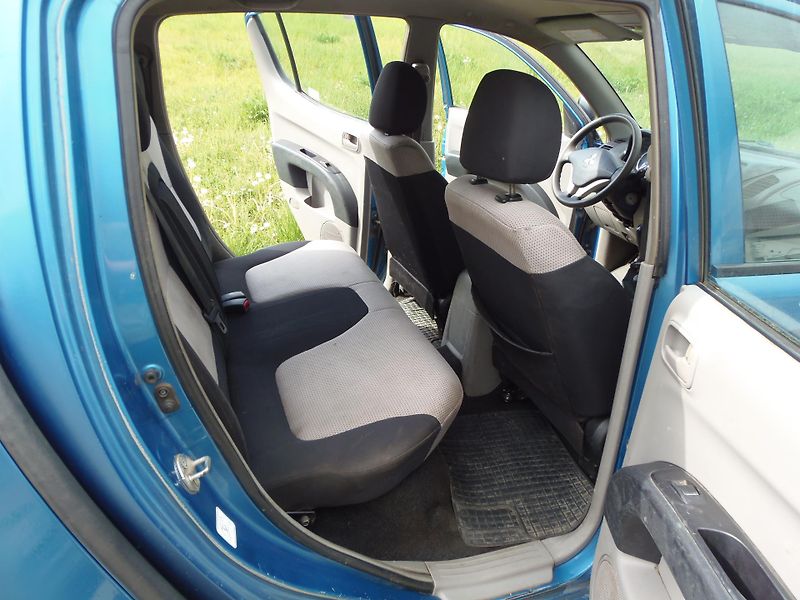 Mitsubishi L200 (2007) 2.5 TD 4x4 uzávěrka tažné 2.7t - fotka 13 z 24