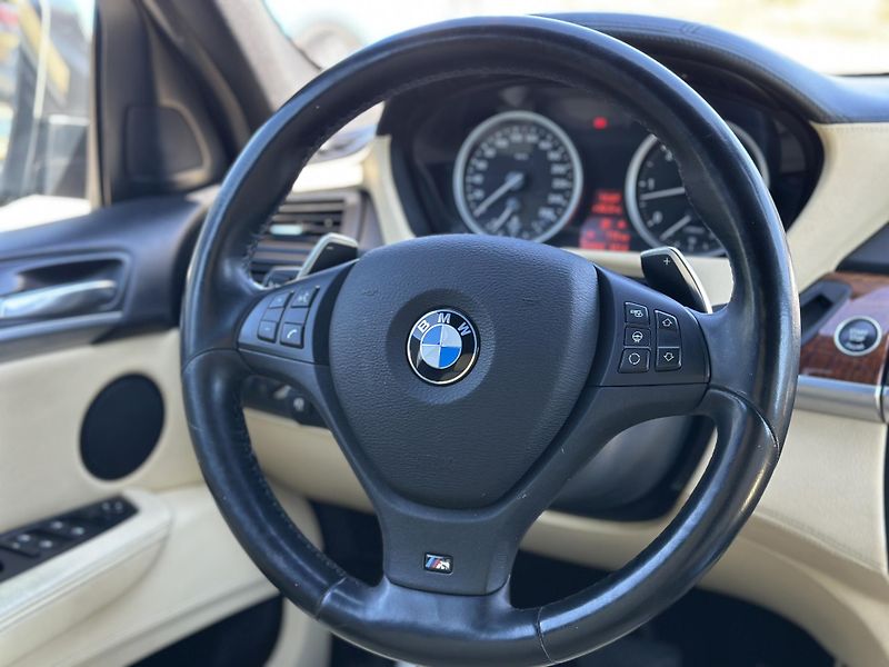 BMW X6 (2012) BMW X6 2012 - fotka 17 z 18