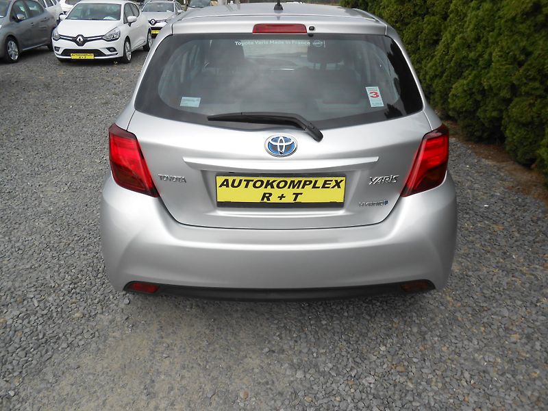 Toyota Yaris 1.5VVTiHybrid,NAVI,KAMERA,AUT - fotka 39 z 39