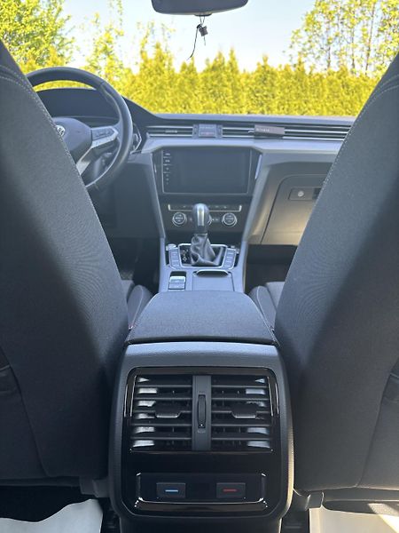 Volkswagen Passat (2020) 2.0TDI Business REZERVACE - fotka 23 z 25