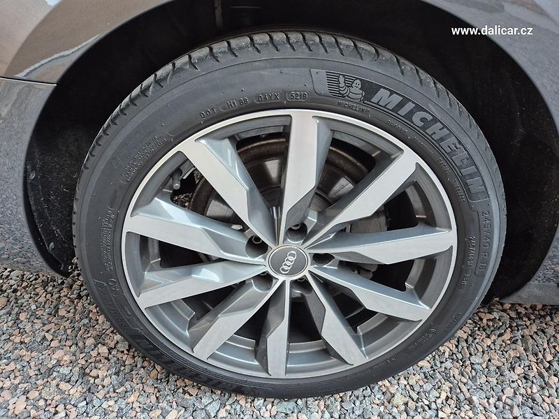 Audi A4 Avant (2020) 2.0TDi 120KW FullLed S-line    - fotka 56 z 58