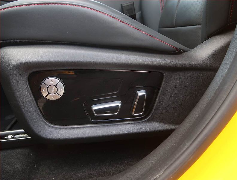 Dongfeng T5 EVO (2024) Luxury 1.5 Turbo - fotka 20 z 22